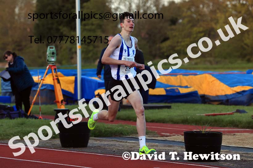 1500 metres, 2024 NEGP 1, Monkton Stadium, Jarrow. Photo: David T. Hewitson/Sports for All Pics